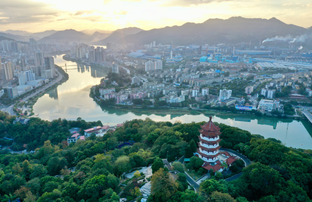 福建秘境，小巷深处探寻特色小店宝藏