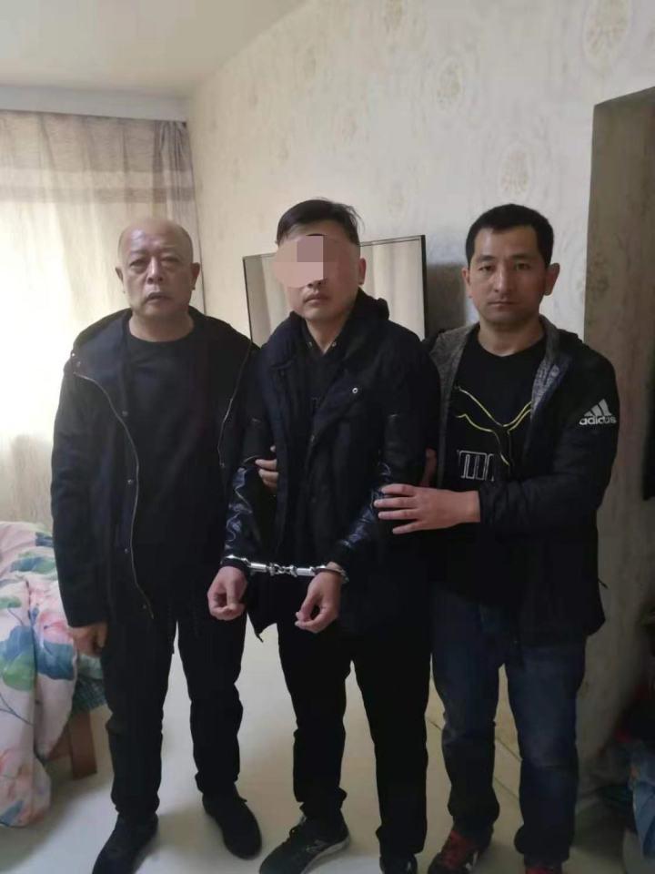 鞍山之光，高科技产品引领未来生活，科技改变城市体验